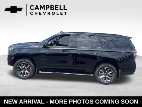 Used 2022 Chevrolet Tahoe Z71 w/ Luxury Package AWD/4WD image 2