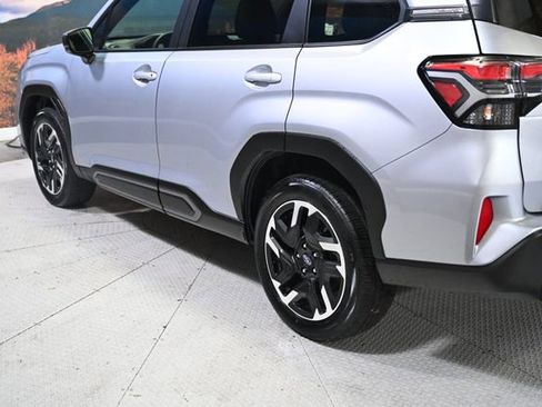 Used 2025 Subaru Forester Limited image 8