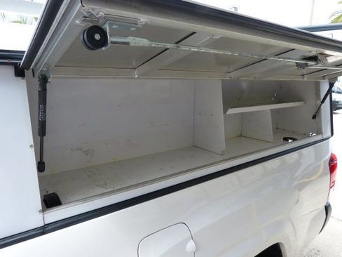 Used 2021 Toyota Tacoma SR image 17