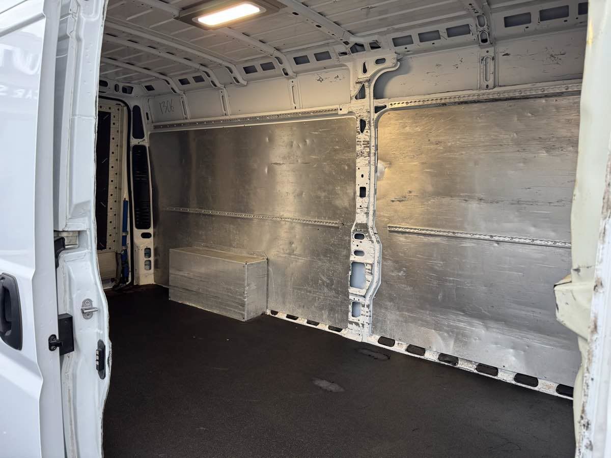 Used 2018 RAM ProMaster 3500 w/ Mopar Trailer Tow Group FWD image 30