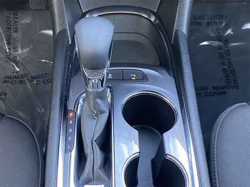 Used 2024 Chevrolet Malibu LT image 26