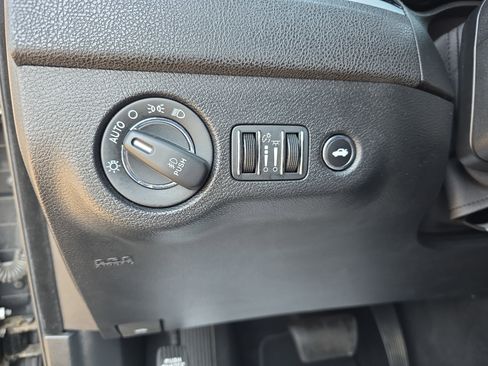 Used 2023 Chrysler 300 S RWD image 23