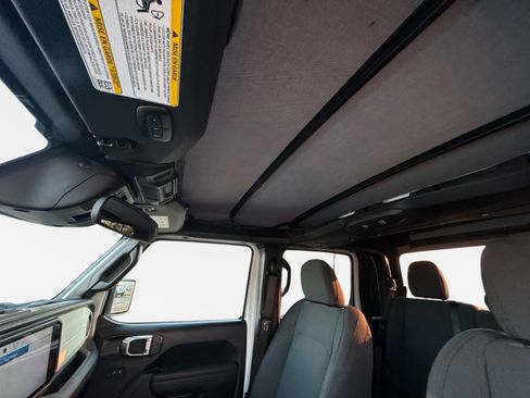 New 2026 Jeep Gladiator Sport image 33