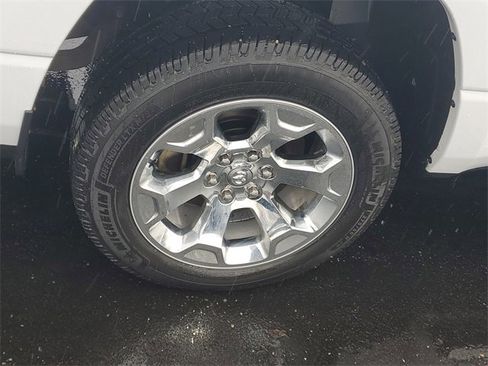 Used 2019 RAM 1500 Big Horn image 5