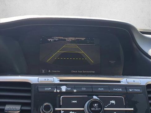 Used 2017 Honda Accord LX image 13