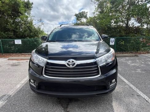 Used 2016 Toyota Highlander Limited FWD image 2