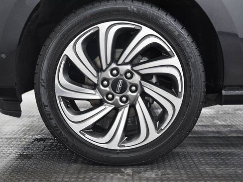 Used 2023 Lincoln Navigator Reserve AWD/4WD image 8