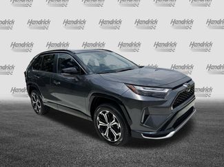 Used 2025 Toyota RAV4 XSE AWD/4WD video 2