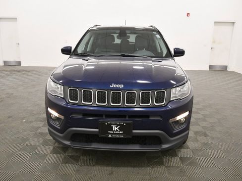 Used 2018 Jeep Compass Latitude w/ Cold Weather Group image 11