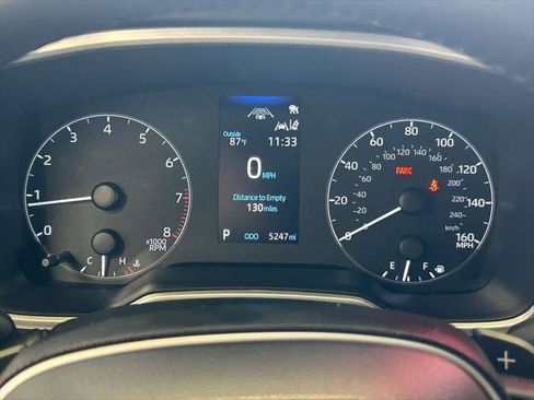 Certified 2025 Toyota Corolla SE FWD image 28