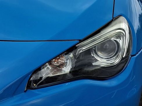 Used 2016 Subaru BRZ Series.HyperBlue RWD image 10