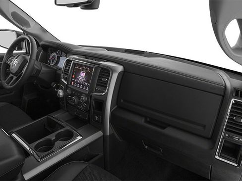 Used 2014 RAM 1500 Laramie w/ Convenience Group RWD image 18