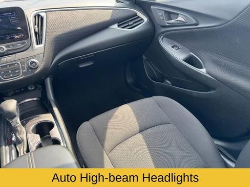 Used 2024 Chevrolet Malibu LT image 19
