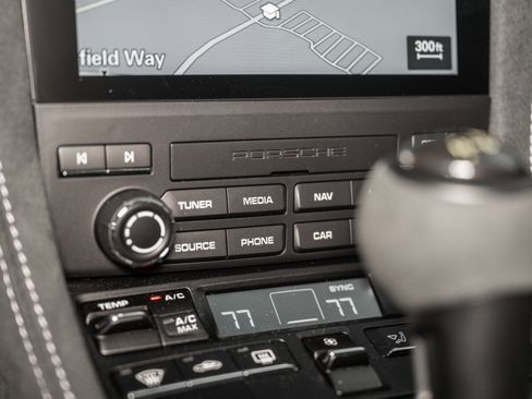 Used 2024 Porsche 718 Cayman GT4 RS image 31