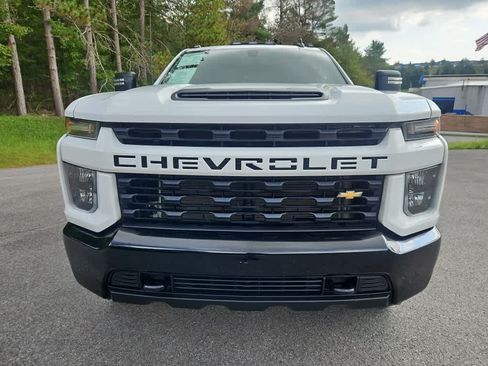 Used 2020 Chevrolet Silverado 2500 Custom w/ Custom Value Package AWD/4WD image 8