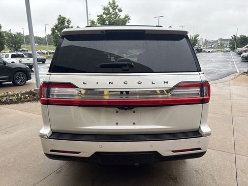 Used 2019 Lincoln Navigator L Black Label w/ Cargo Package AWD/4WD image 18
