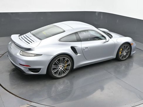 Used 2014 Porsche 911 Turbo S w/ Light Design Package image 37