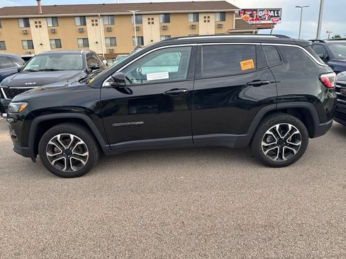 Used 2022 Jeep Compass Limited AWD/4WD image 4