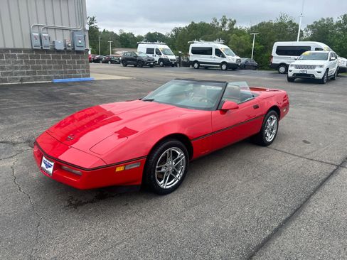 Used 1989 Chevrolet Corvette Convertible RWD image 3