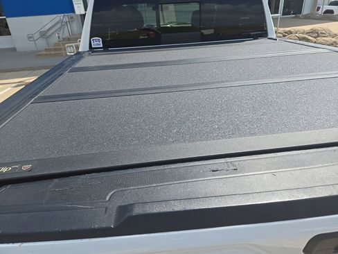 Used 2020 GMC Sierra 1500 SLT image 8