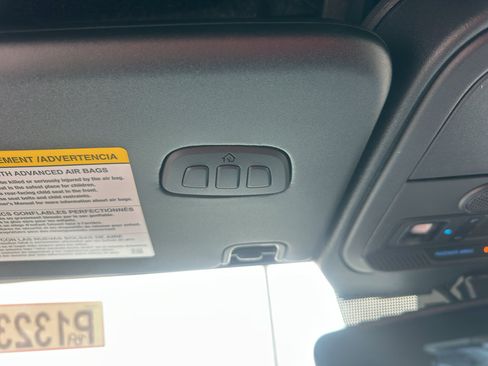 New 2025 Ford Bronco Outer Banks image 32