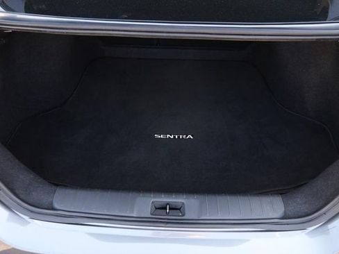 Used 2024 Nissan Sentra SV FWD image 7