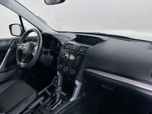 Used 2015 Subaru Forester 2.5i Touring AWD/4WD image 29
