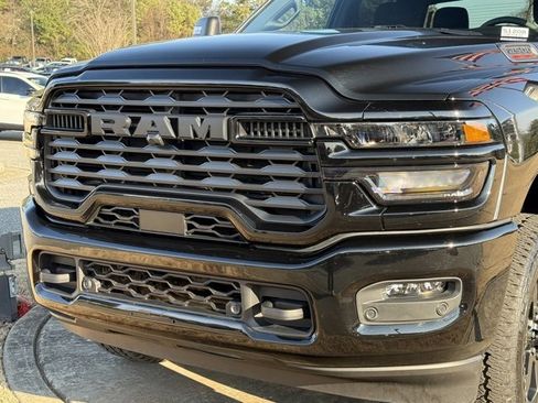 Used 2025 RAM 2500 Big Horn image 10