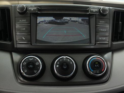 Used 2015 Toyota RAV4 LE AWD/4WD image 30