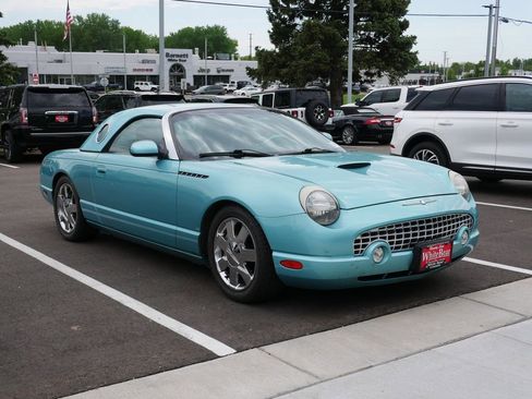Used 2002 Ford Thunderbird RWD image 3