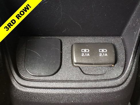 Used 2022 Subaru Ascent Premium w/ Convenience Package AWD/4WD image 31
