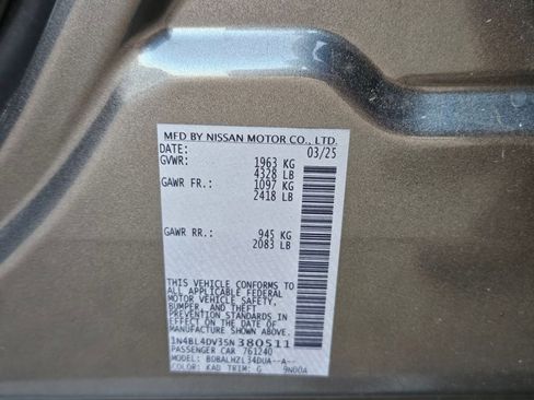 Used 2025 Nissan Altima 2.5 SV FWD image 20