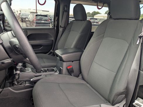 Used 2023 Jeep Wrangler Sport image 31