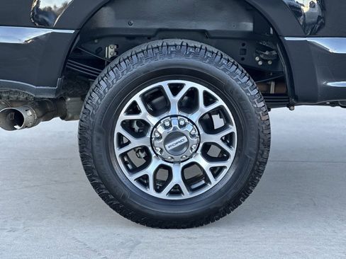 Used 2020 Ford F250 Lariat w/ Lariat Ultimate Package image 34