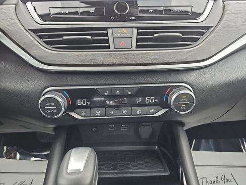 Used 2025 Nissan Altima 2.5 SL image 25