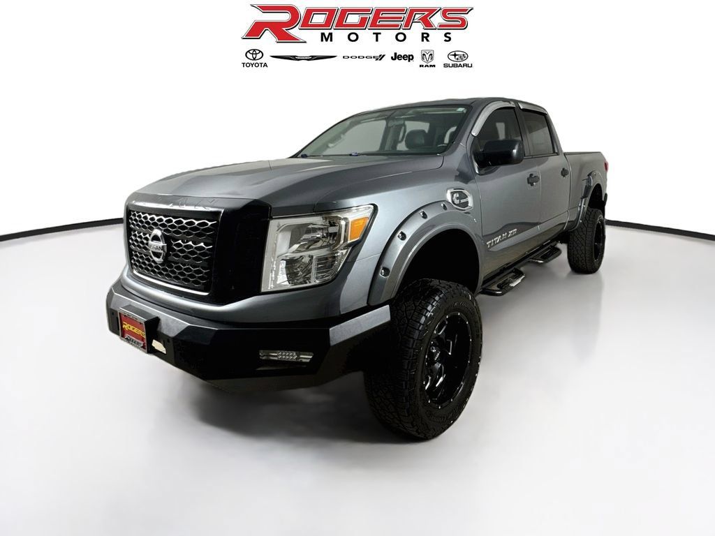 Used 2017 Nissan Titan S AWD/4WD image 3