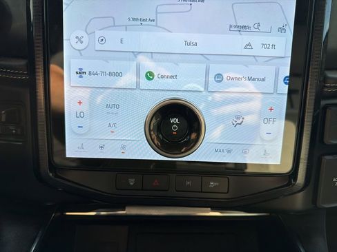 Used 2023 Ford F150 Lightning Platinum AWD/4WD image 20