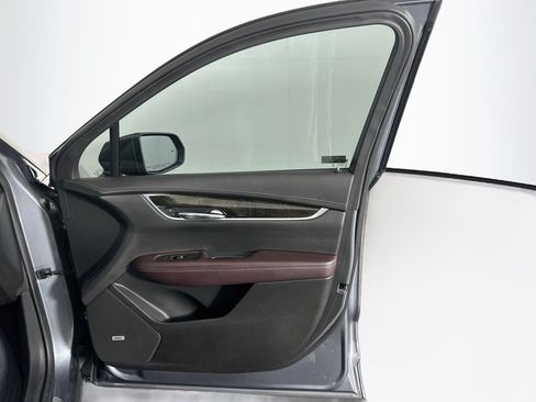 Used 2020 Cadillac XT6 Premium Luxury FWD image 35