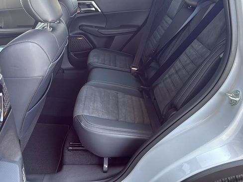 New 2026 Mitsubishi Outlander SE FWD image 25