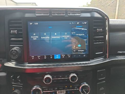 Used 2024 Ford F250 Lariat w/ Lariat Ultimate Package image 11