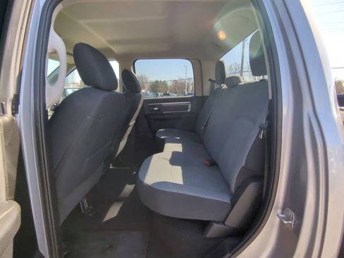 Used 2021 RAM 1500 Classic SLT image 10