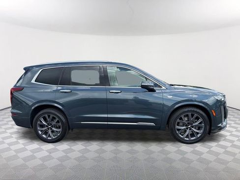 Used 2020 Cadillac XT6 Premium Luxury FWD image 4