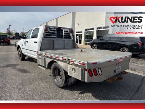 Used 2015 RAM 3500 Tradesman w/ Chrome Appearance Group AWD/4WD image 6