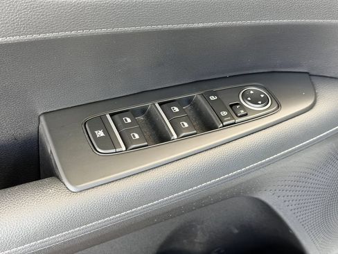 Used 2024 Kia Forte GT-Line w/ GT-Line Premium Package FWD image 23