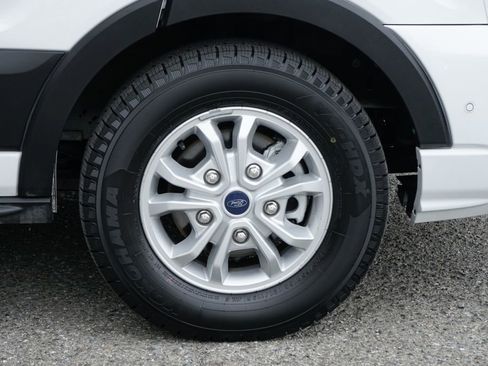 Used 2023 Ford Transit 350 XLT RWD image 38