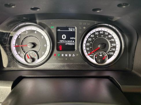 Used 2024 RAM 1500 Warlock AWD/4WD image 25