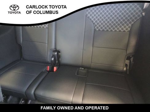 Used 2025 GMC Acadia Denali w/ LPO, All-Weather Package AWD/4WD image 15