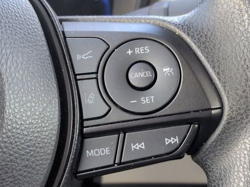 Certified 2022 Toyota Corolla LE FWD image 23