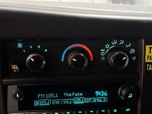 Used 2024 Chevrolet Express 2500 Work Van w/ Driver Convenience Package image 15