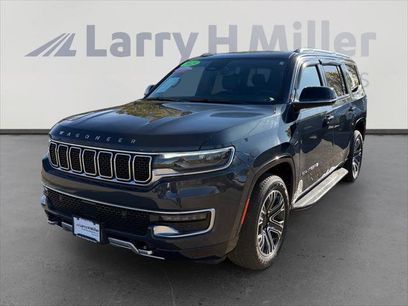 Certified 2023 Jeep Wagoneer Series II w/ HD Trailer Tow Package
